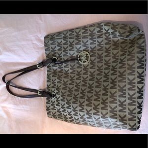 Michael Kors large tote purse